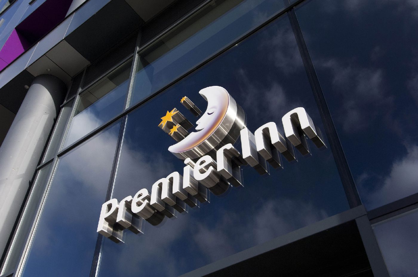 Interior photography of hotels and restaurants